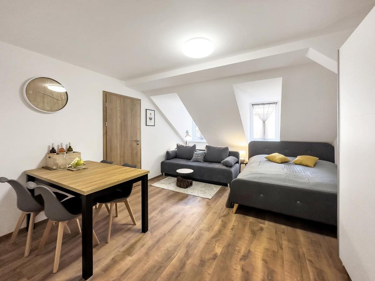 Katrin 1 Apartment *